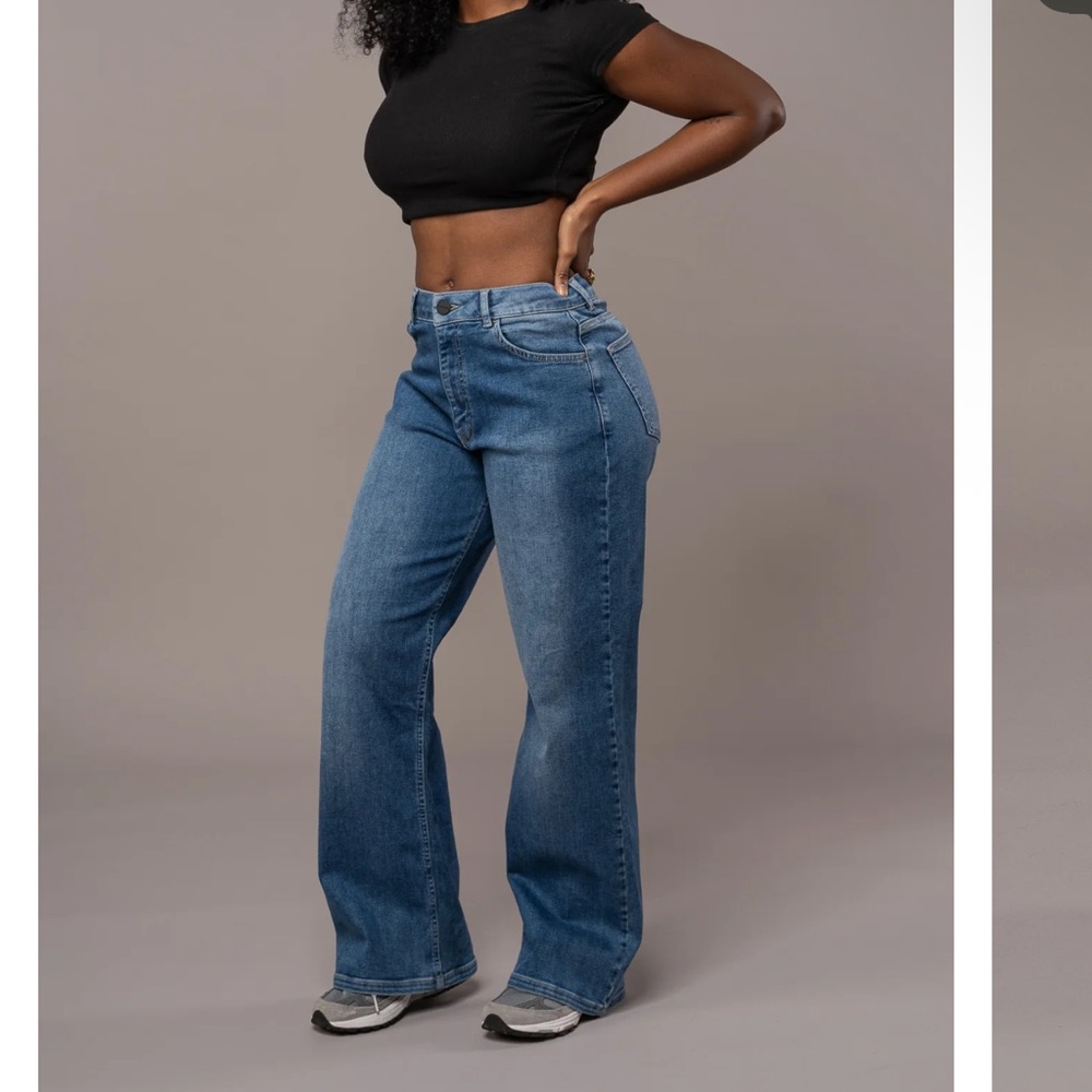 FITJEANS Baggy Straight Leg Stonewashed Blue Jeans